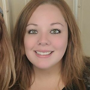 Meet your Posher, Rebecca